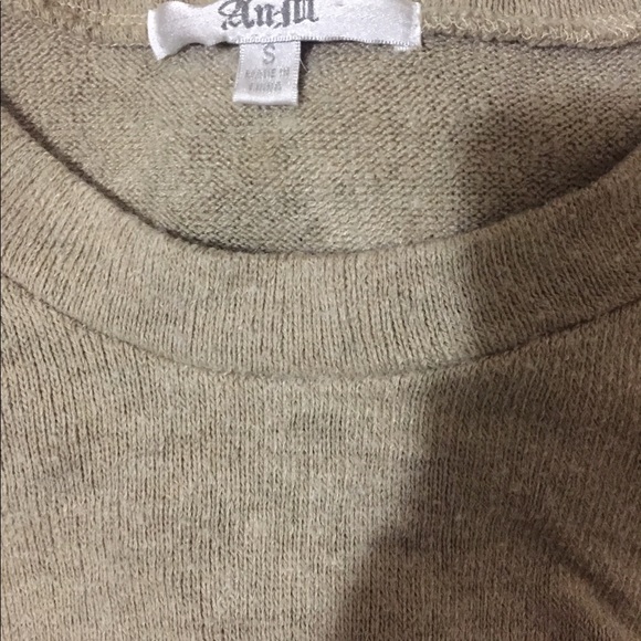 AN-M Sweater - Picture 2 of 2